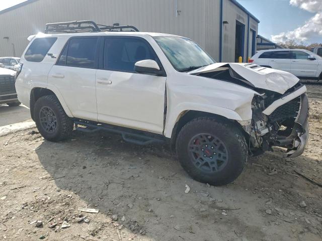 Toyota 4Runner Sr5/sr5 Premium Image 13