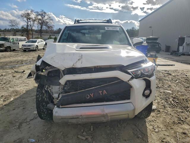 Toyota 4Runner Sr5/sr5 Premium Image 7