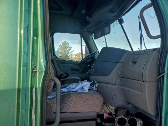 Freightliner Cascadia Image 2