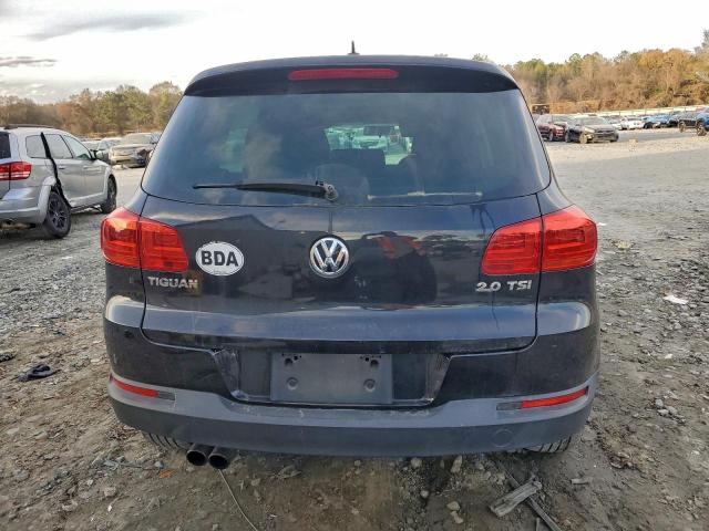 Volkswagen Tiguan S Image 6