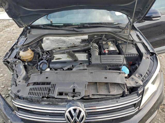 Volkswagen Tiguan S Image 12