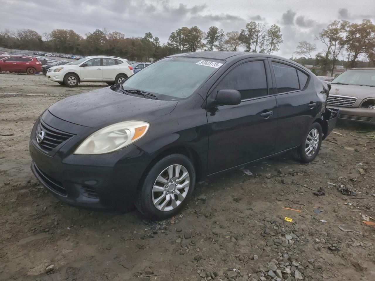 Nissan Versa S Image 1