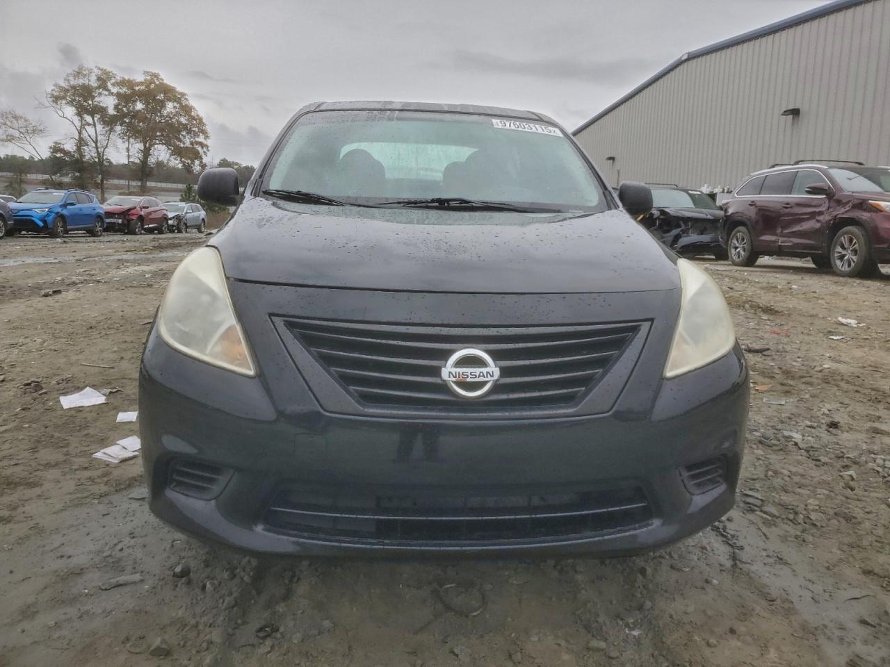 Nissan Versa S Image 6