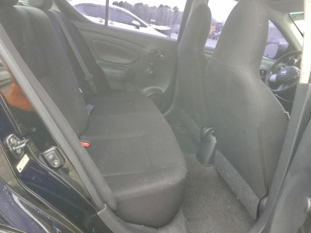 Nissan Versa S Image 5