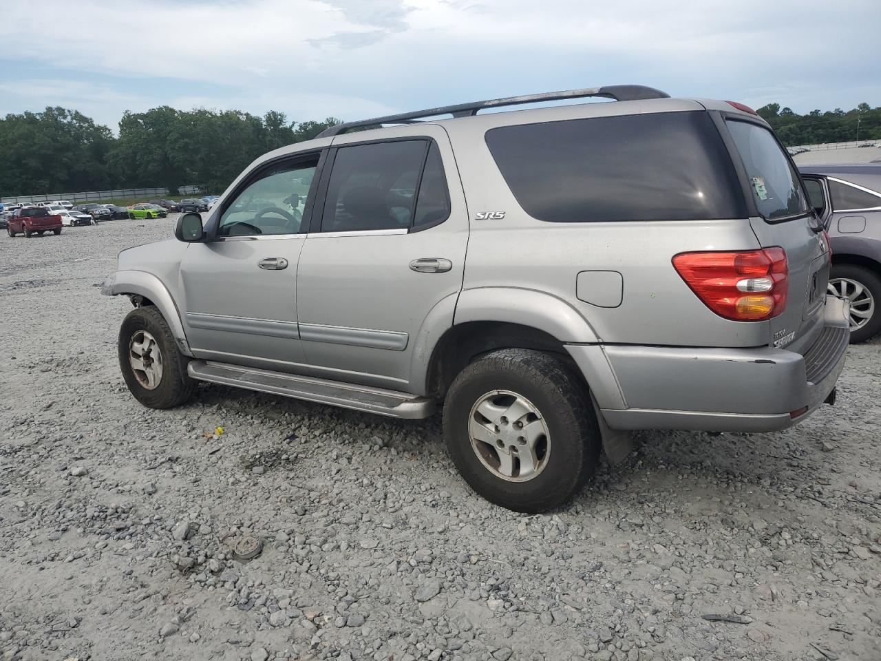 Toyota Sequoia Sr5 Image 3