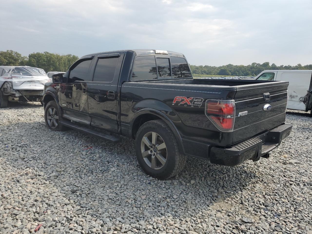 Ford F-150 Supercrew Image 11