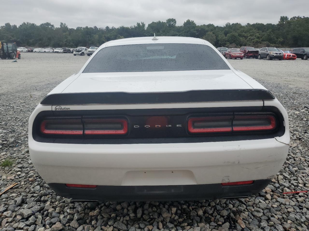 Dodge Challenger R/t Image 4