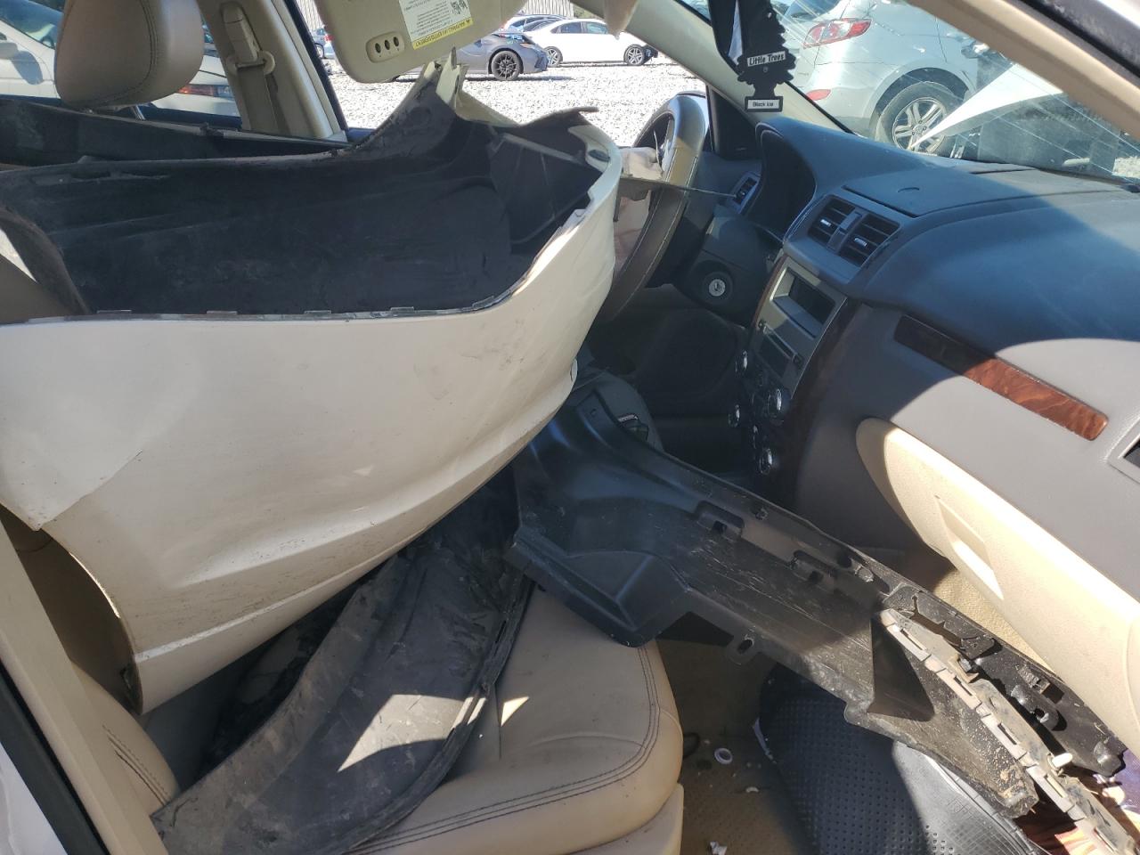 Ford Fusion Sel Image 6