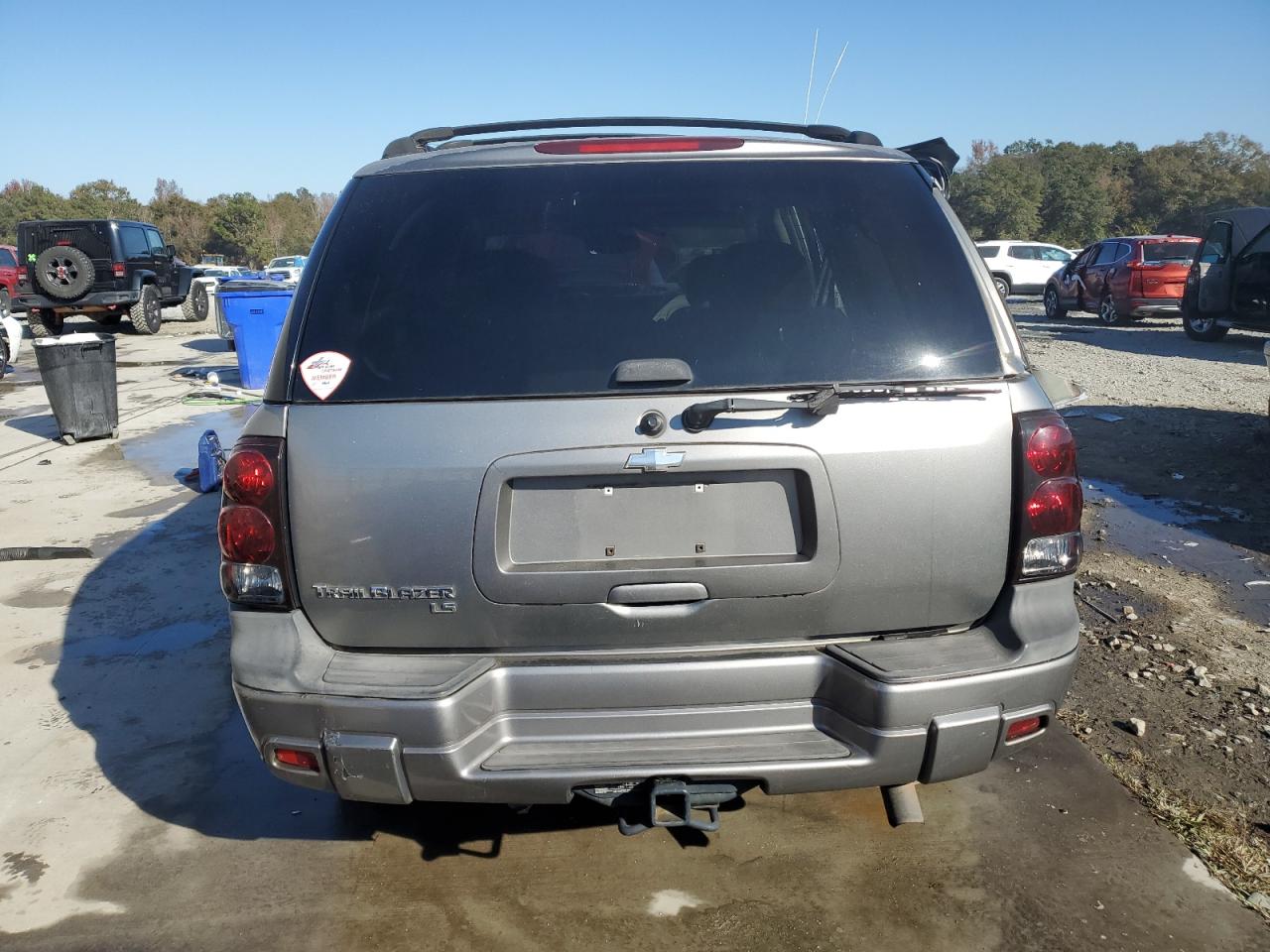 Chevrolet Trailblazer Ls Image 12