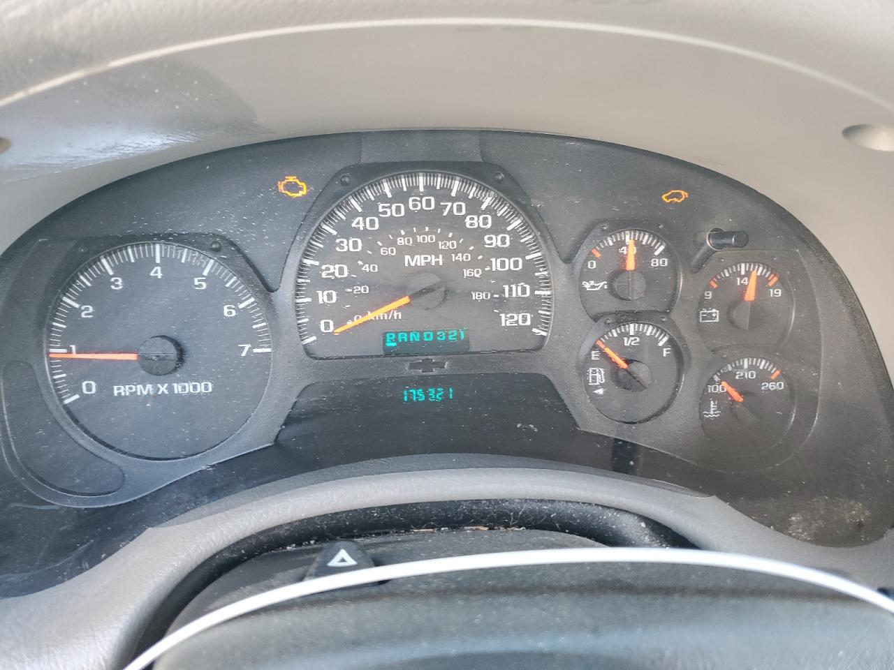 Chevrolet Trailblazer Ls Image 5