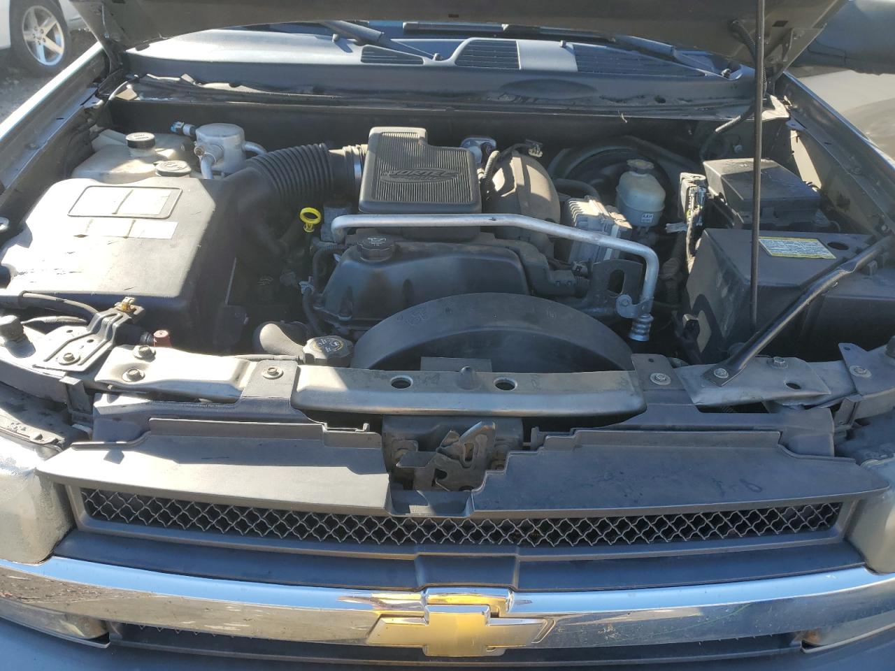 Chevrolet Trailblazer Ls Image 8