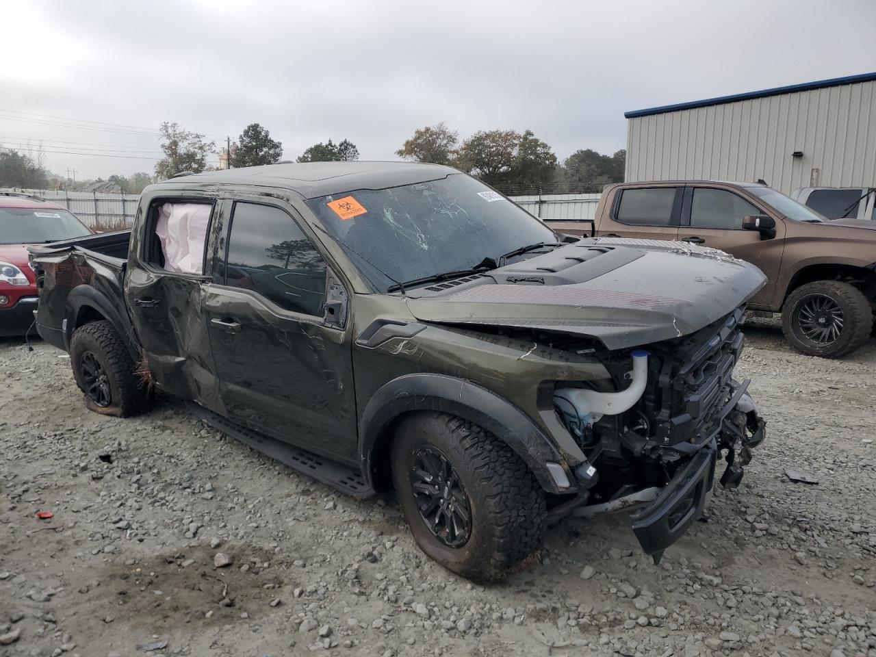 Ford F-150 Raptor Image 11