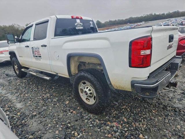 GMC Sierra K2500 Heavy Duty Image 3