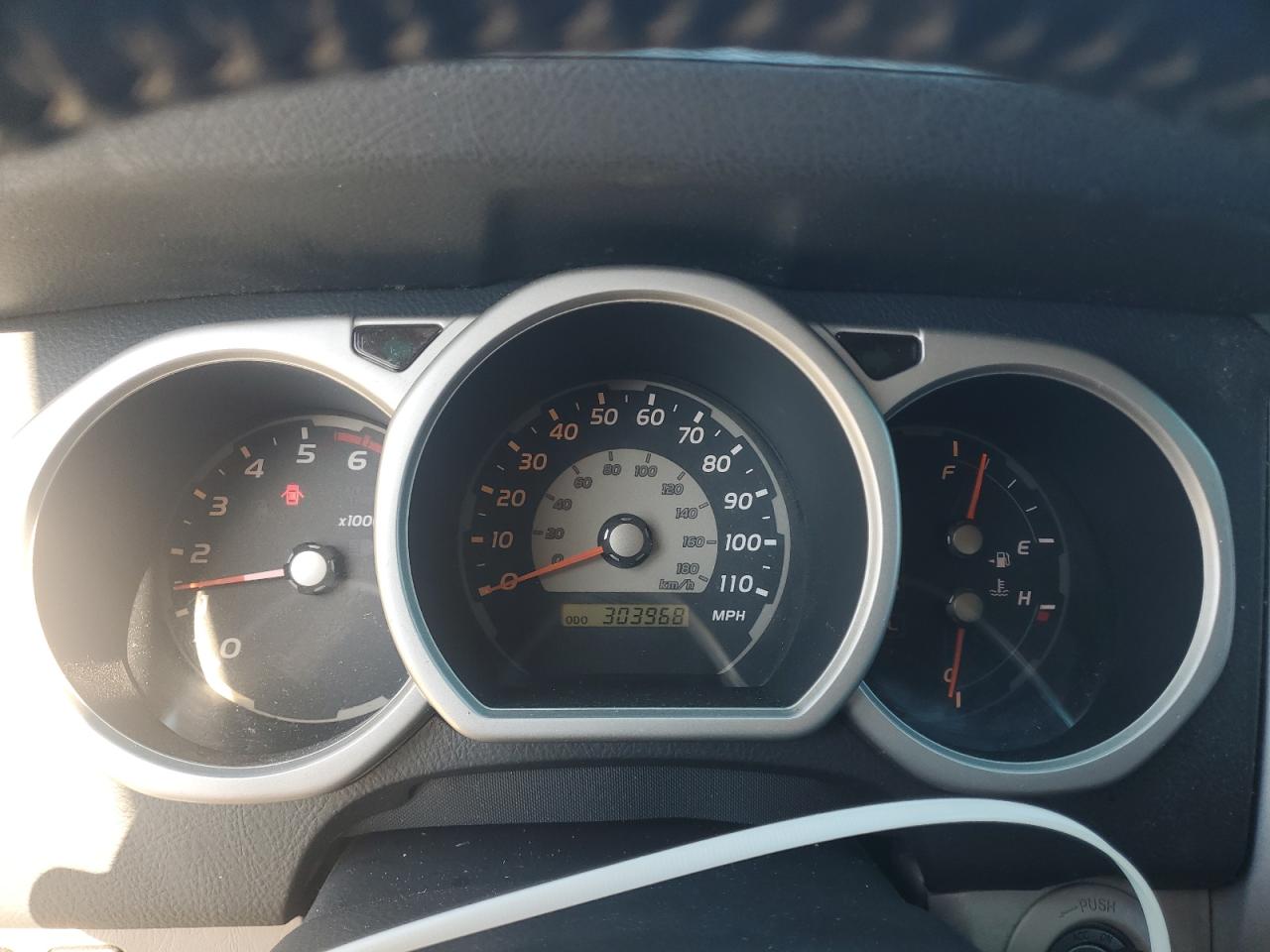 Toyota 4Runner Sr5 Image 8