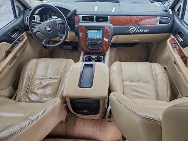 Chevrolet Silverado K2500 Heavy Duty Image 6