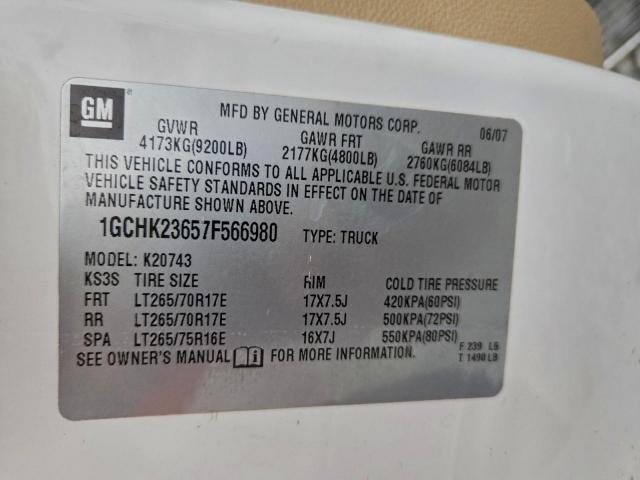 Chevrolet Silverado K2500 Heavy Duty Image 10