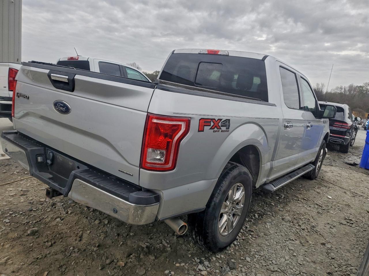 Ford F-150 Supercrew Image 2