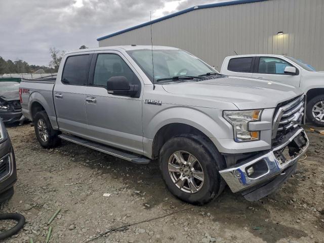 Ford F-150 Supercrew Image 12