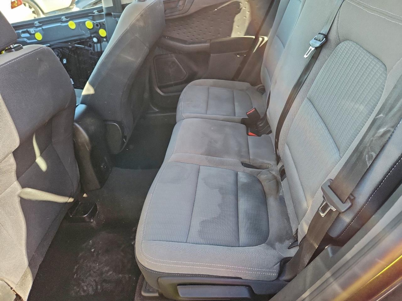 Ford Escape S Image 2