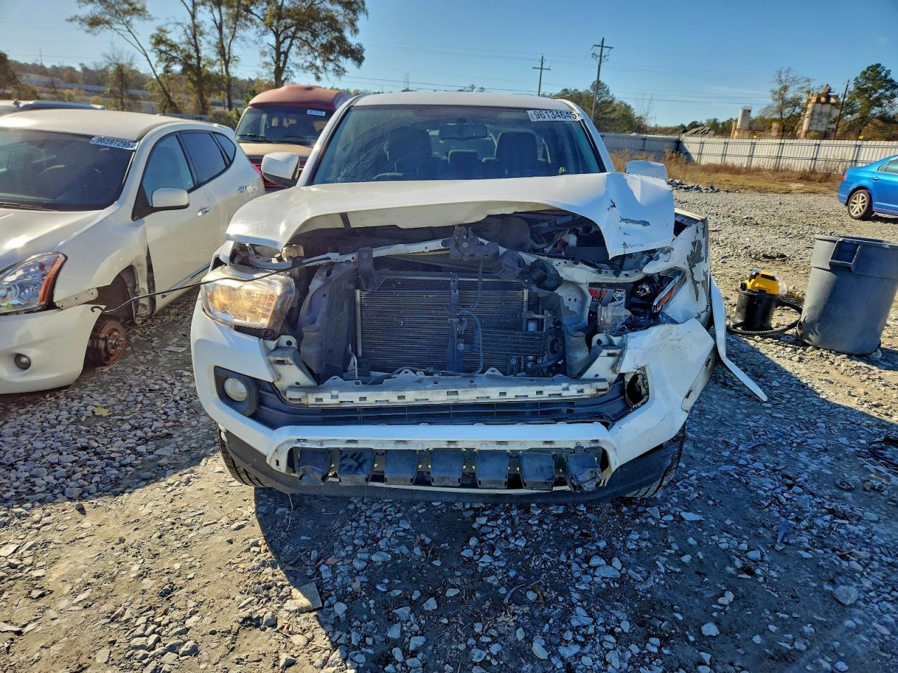 Toyota Tacoma Double Cab Image 4