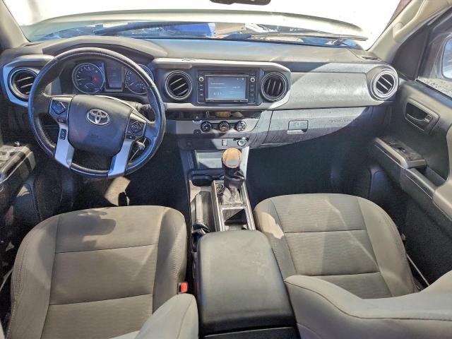 Toyota Tacoma Double Cab Image 10