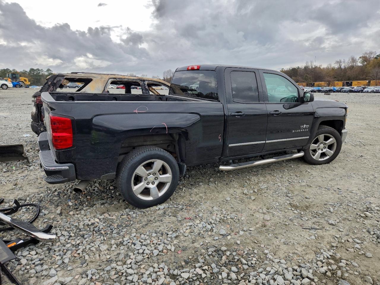 Chevrolet Silverado C1500 Lt Image 7