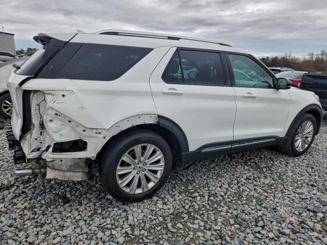 Ford Explorer Limited Image 3