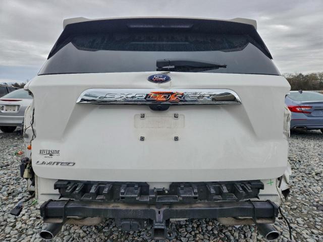 Ford Explorer Limited Image 5