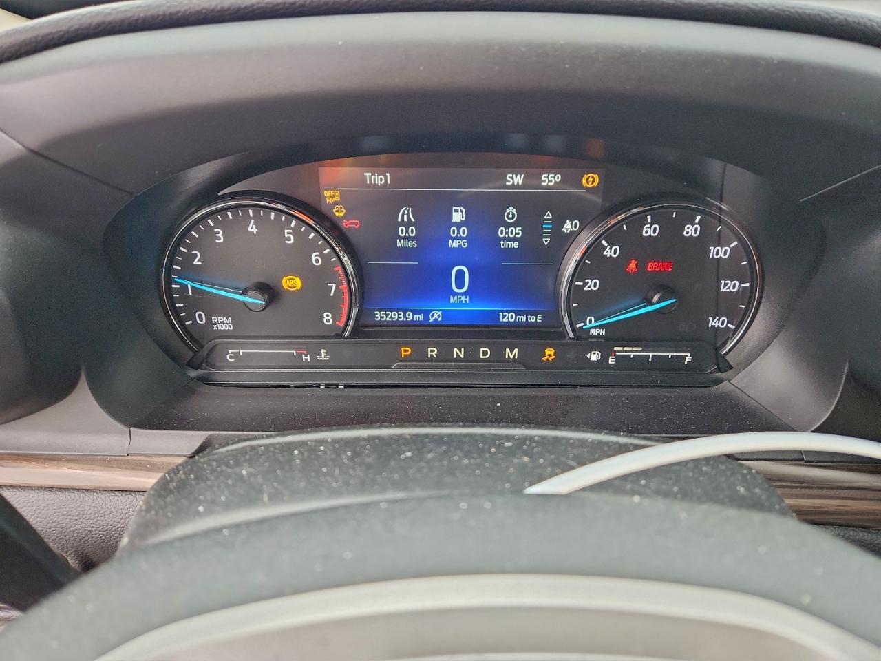 Ford Explorer Limited Image 6