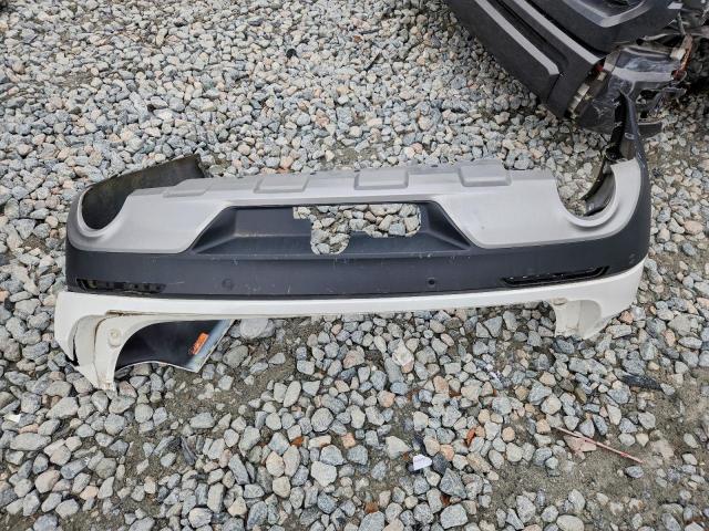 Ford Explorer Limited Image 8