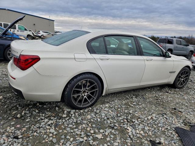 BMW 7 Series Li Image 13
