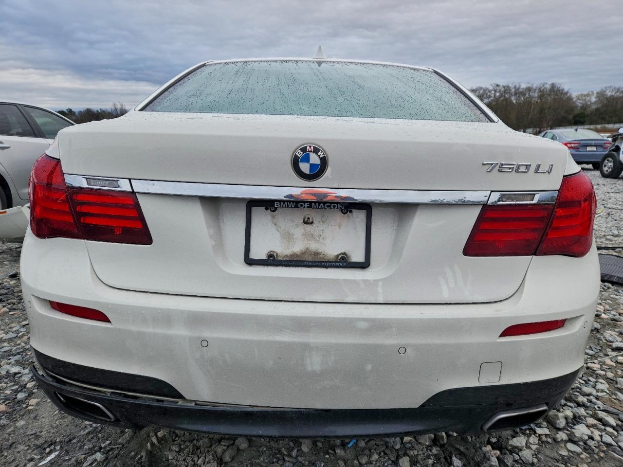 BMW 7 Series Li Image 2