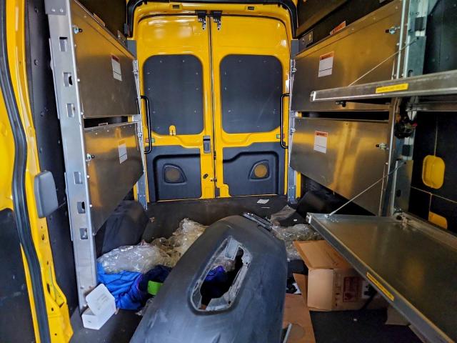 Ford Transit T-250 Image 13