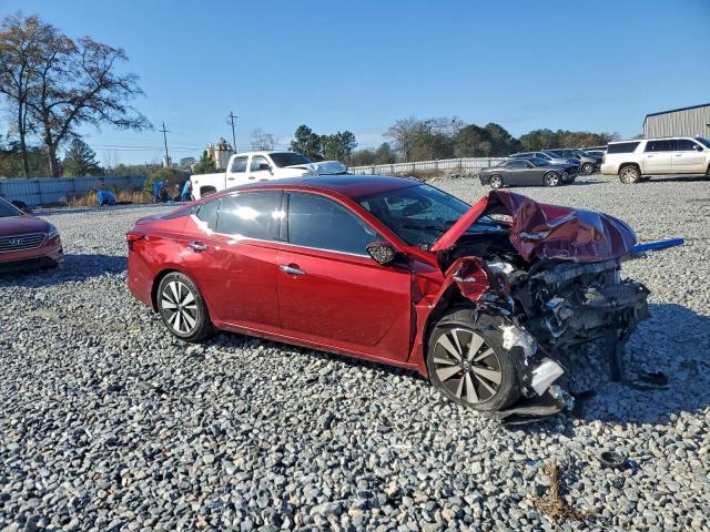 Nissan Altima Sv Image 2