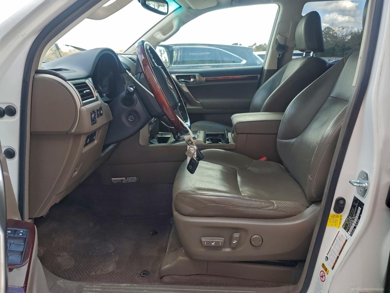 Lexus Gx 460 Premium Image 13