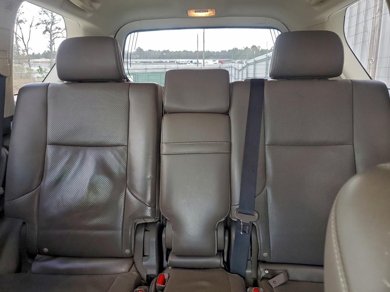 Lexus Gx 460 Premium Image 8