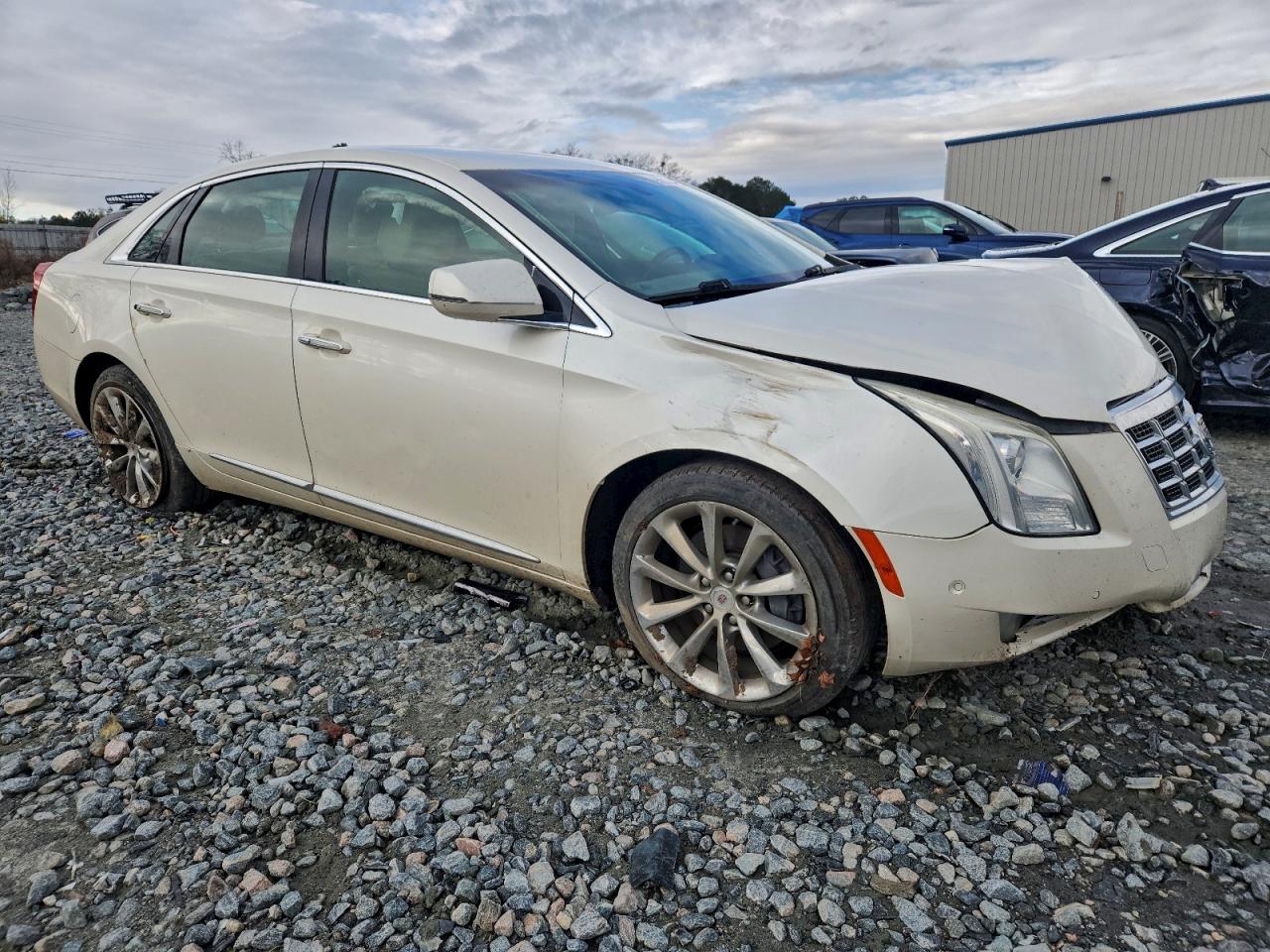 Cadillac XTS Luxury Collection Image 4