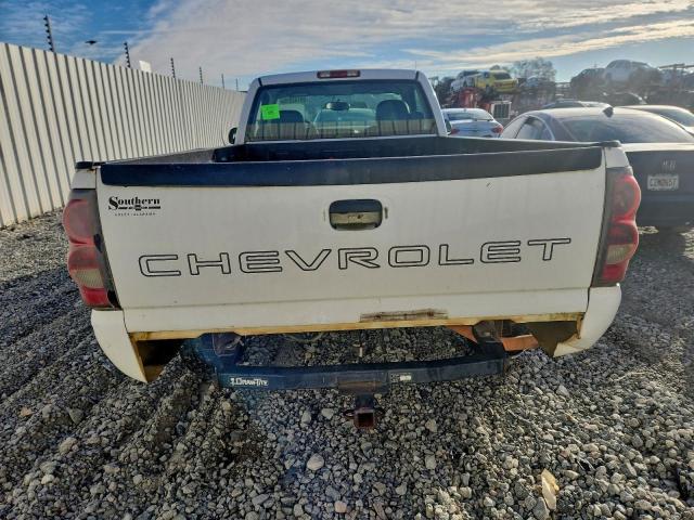 Chevrolet Silverado C1500 Image 7