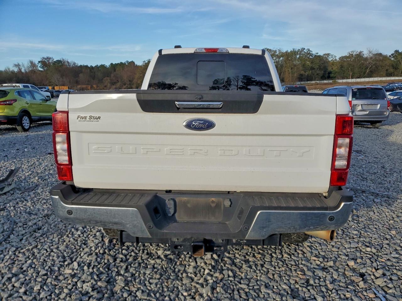 Ford F-250 Super Duty Image 3