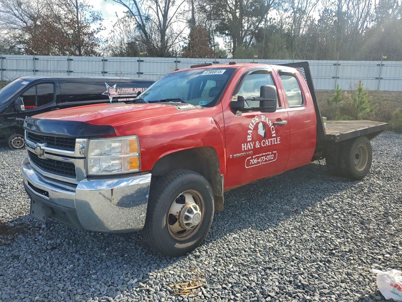 Chevrolet Silverado C3500 Image 1