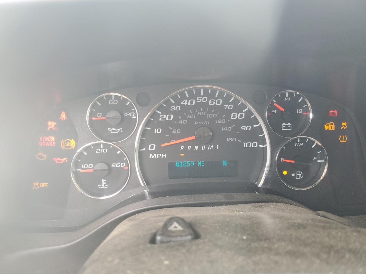 Chevrolet Express Image 9