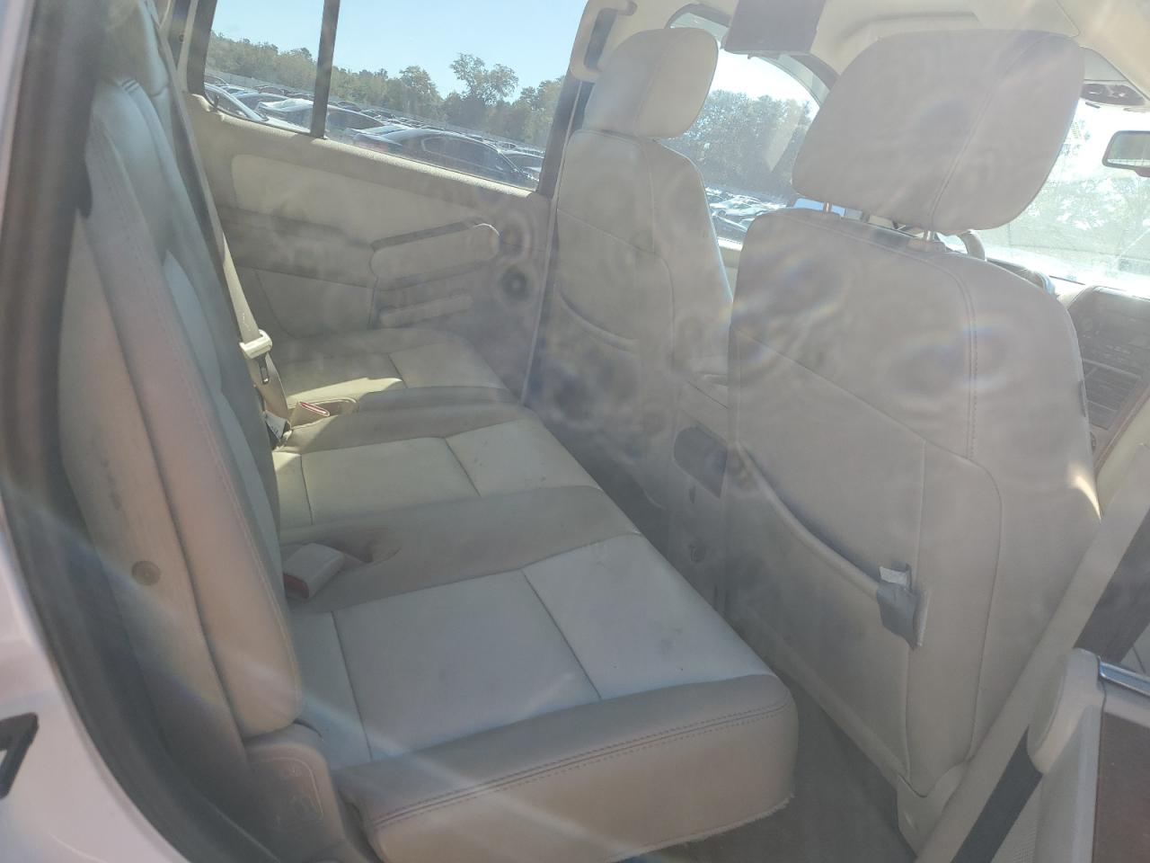 Ford Explorer Eddie Bauer Image 6