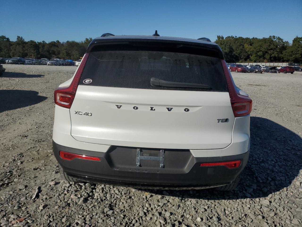 Volvo XC40 T5 R-design Image 8