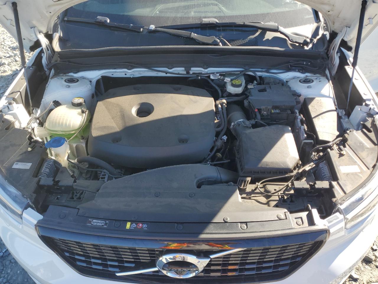 Volvo XC40 T5 R-design Image 7