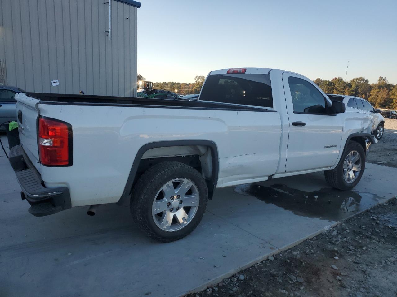 GMC Sierra C1500 Image 7