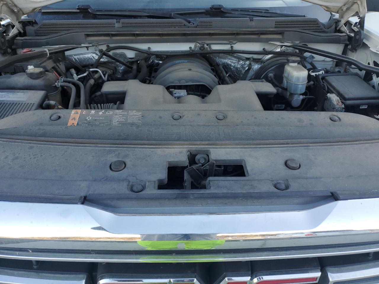 GMC Sierra C1500 Image 10