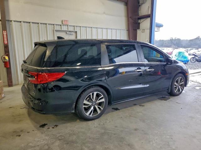 Honda Odyssey Touring Image 2