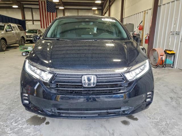 Honda Odyssey Touring Image 6