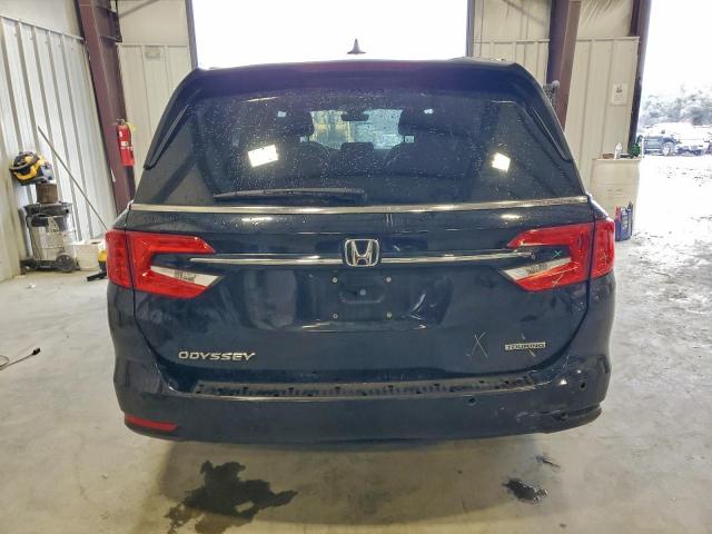 Honda Odyssey Touring Image 3