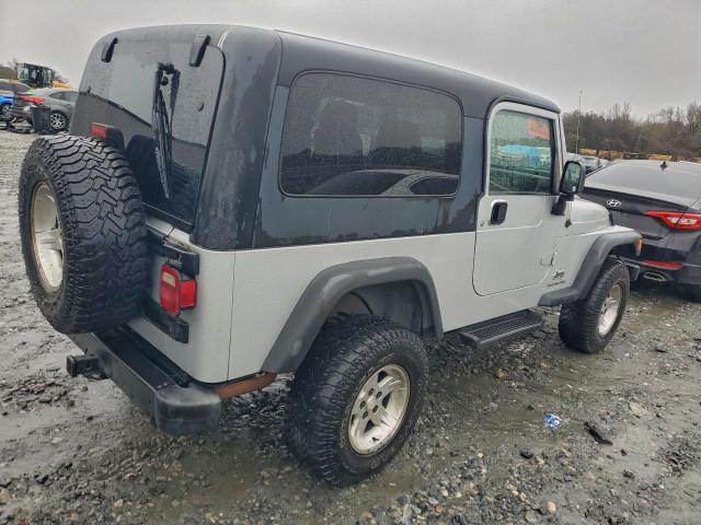 Jeep Wrangler Sport Image 2